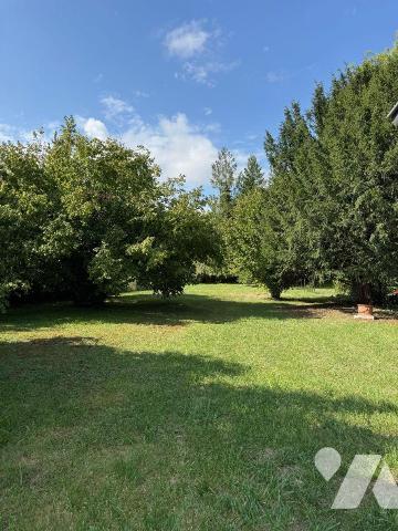 À vendre à Fontaine-les-Grès (10280), 
A seulement quelques kilomètres de Troyes, cette maison...