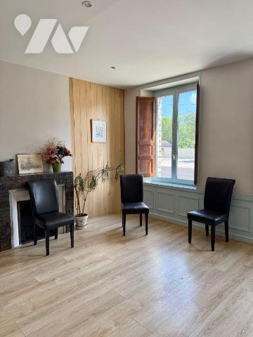 À vendre à Fontaine-les-Grès (10280), 
A seulement quelques kilomètres de Troyes, cette maison...