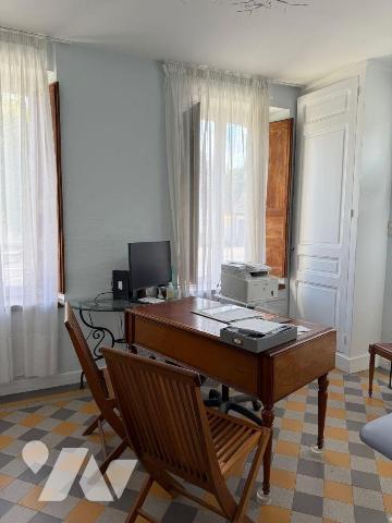 À vendre à Fontaine-les-Grès (10280), 
A seulement quelques kilomètres de Troyes, cette maison...