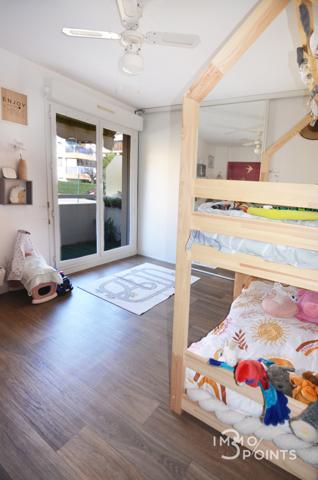 Nice (06100) NICE NORD / Superbe T3 d'environ 65m² + terrasse profonde, traversant avec VUE MER panoramique