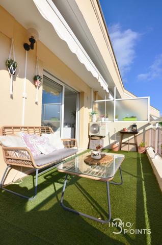 Nice (06100) NICE NORD / Superbe T3 d'environ 65m² + terrasse profonde, traversant avec VUE MER panoramique