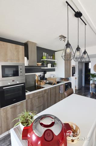 Nice (06100) NICE NORD / Superbe T3 d'environ 65m² + terrasse profonde, traversant avec VUE MER panoramique