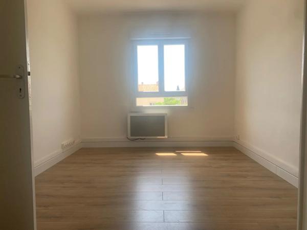 Location                                                      Appartement
                        
                     3 pièces                      52 m2                     à Perpignan