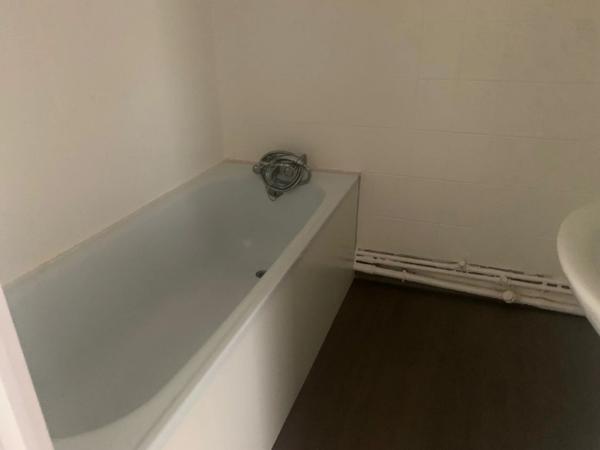 Location                                                      Appartement
                        
                     3 pièces                      52 m2                     à Perpignan