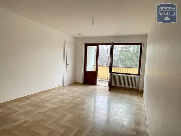 Appartement à louer 1 pièce 37m² Saint-Julien-en-Genevois (74160)