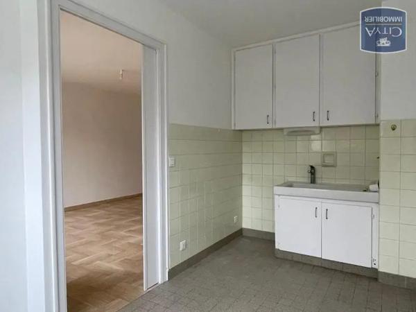 Appartement à louer 1 pièce 37m² Saint-Julien-en-Genevois (74160)