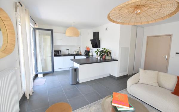 Appartement à vendre    3 pièces • 61,85 m2 Craponne