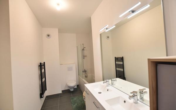 Appartement à vendre    3 pièces • 61,85 m2 Craponne