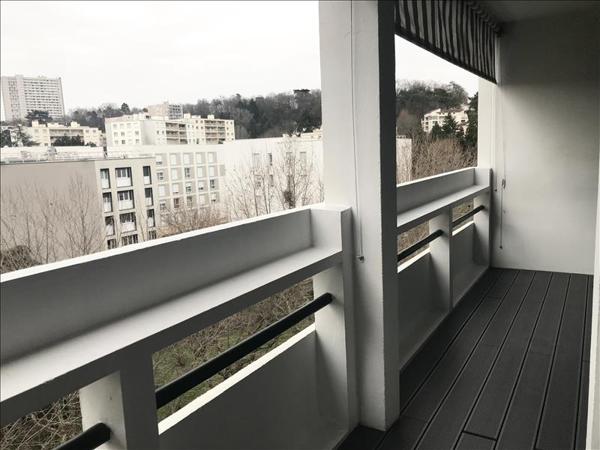 Appartement à louer 1 010 € CC TASSIN LA DEMI LUNE 4 p 79 m² DPE E