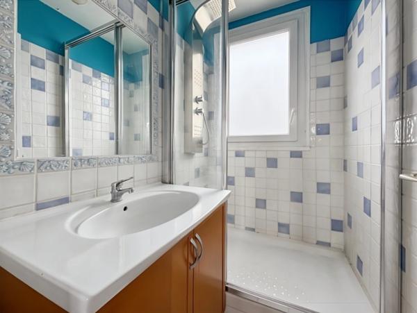 Appartement familial 4 pièces – 3 chambres – 7ème étage,  lumineux avec loggia, cave et box ASNIERES SUR SEINE (92)