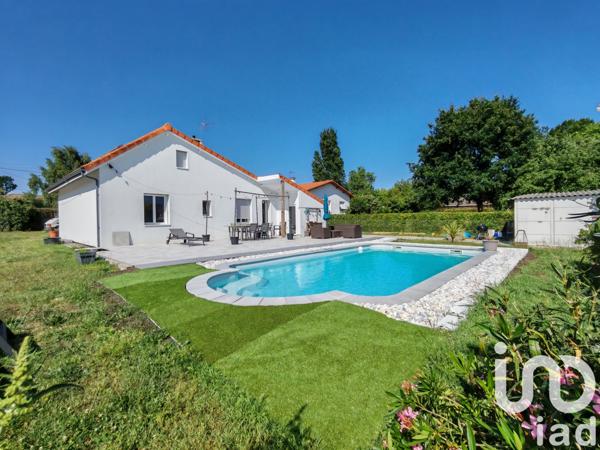 Maison à vendre 5 pièces 115 m² Saint-Médard-en-Jalles
