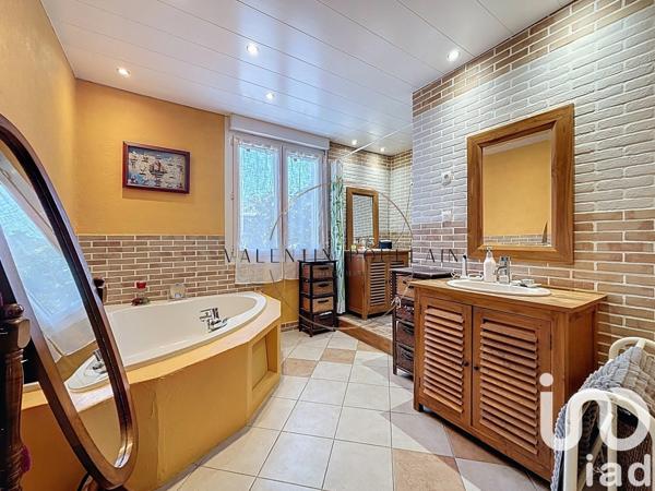 Maison à vendre 6 pièces 151 m² Saint-Lô