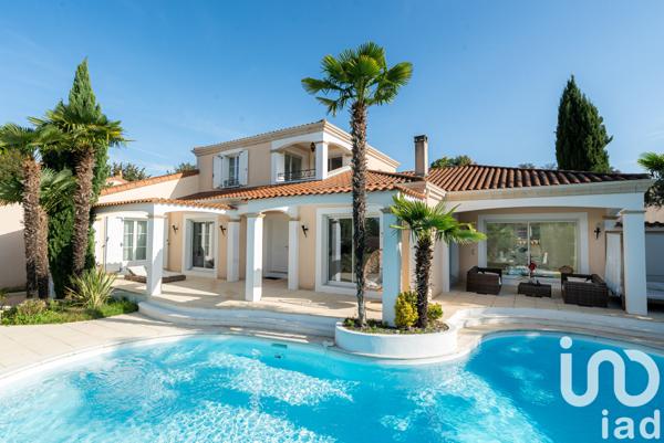 Maison à vendre 8 pièces 252 m² Limoges