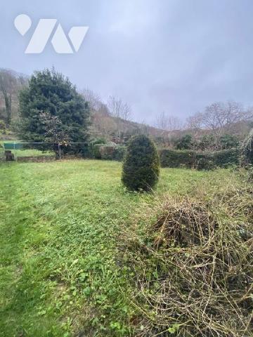 DARNETAL - Centre ville - IDÉAL INVESTISSEUR OU PREMIERE ACQUISITION -Maison de ville avec jard...