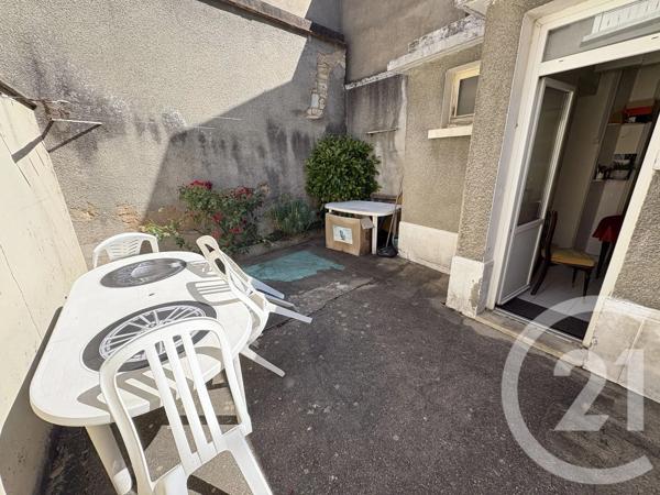 Immeuble à vendre  112 m 2   DEOLS  - 36