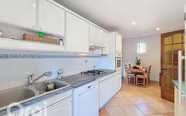 Maison à vendre    4 pièces •  Le Beausset