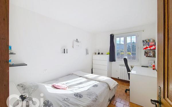 Maison à vendre    4 pièces •  Le Beausset