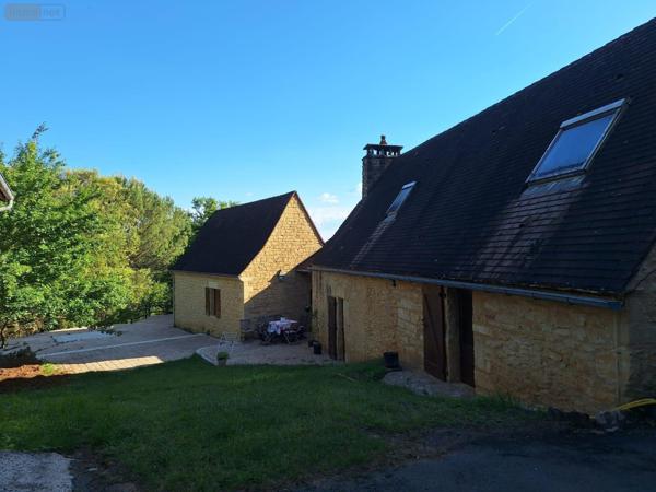 Maison rurale à vendre à Sarlat-la-Canéda en Dordogne (24200), ref : 18113/141