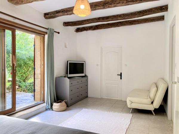 Salviac (46340) Moulin rénové avec 3 gîtes, dépendance et piscine sur 8,3 ha