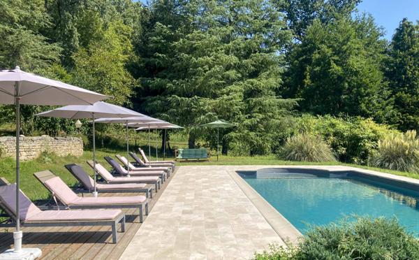 Salviac (46340) Moulin rénové avec 3 gîtes, dépendance et piscine sur 8,3 ha