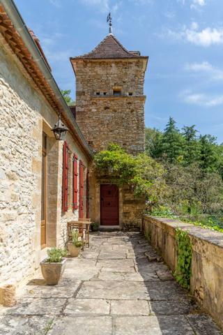 Salviac (46340) Moulin rénové avec 3 gîtes, dépendance et piscine sur 8,3 ha