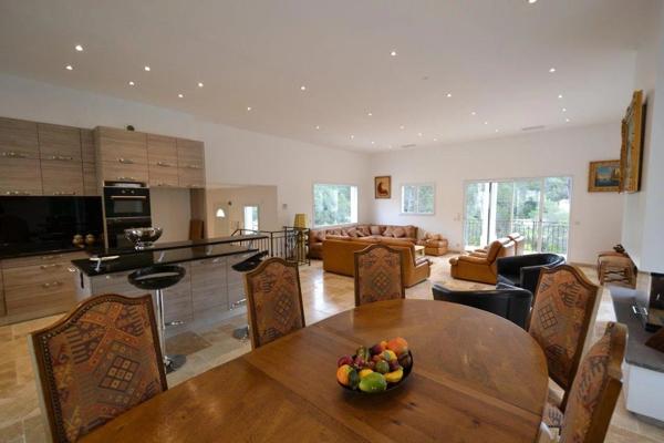 Superbe maison provençale à Roquefort les Pins