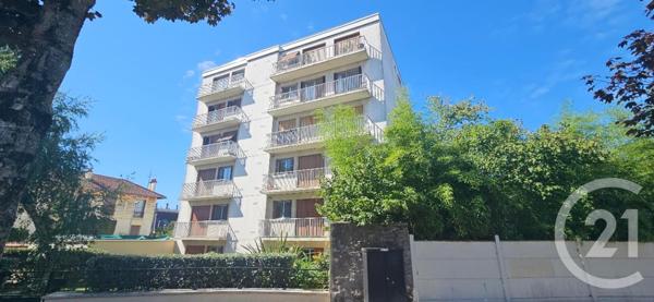 Appartement F4 à vendre  4 pièces - 91,79 m2 CRETEIL - 94