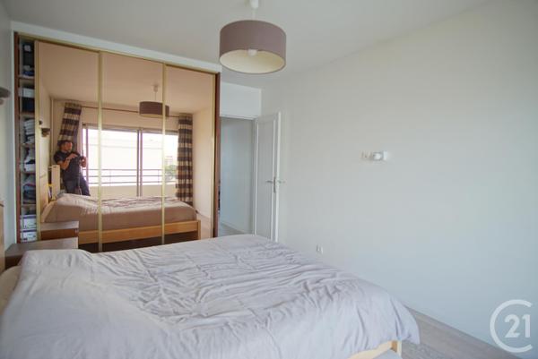 Appartement F4 à vendre  4 pièces - 91,79 m2 CRETEIL - 94