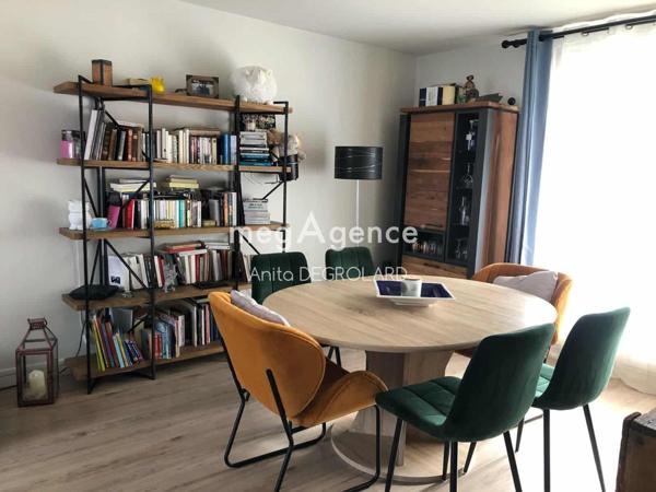 Maison à LA ROCHE-SUR-YON, 85000 - 4 pièces 110m²