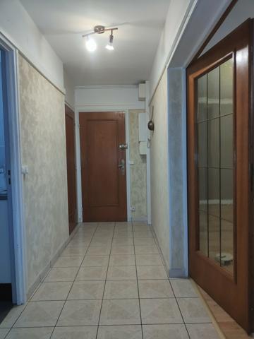 PROCHE FELIX FAURE, MAGNIFIQUE F5 DE 90 M² AVEC 3 CHAMBRES SITUÉ AU 2ème ETAGE D'UNE RESIDENCE DE STANDING  Beauvais (60000)