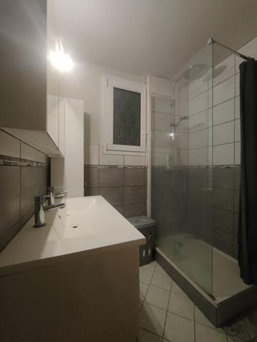 PROCHE FELIX FAURE, MAGNIFIQUE F5 DE 90 M² AVEC 3 CHAMBRES SITUÉ AU 2ème ETAGE D'UNE RESIDENCE DE STANDING  Beauvais (60000)