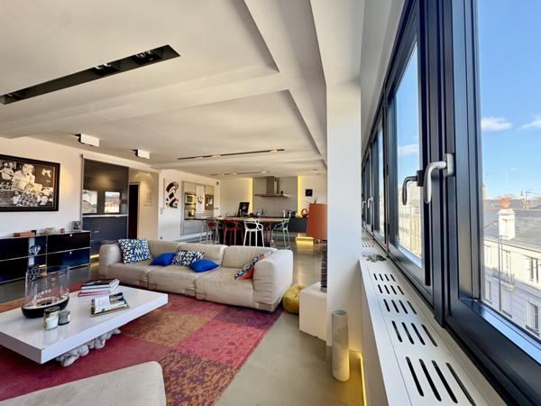 Appartement  5 pièce(s)  3 chambre(s)  137.15 m²