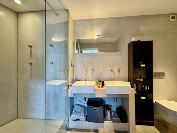 Appartement  5 pièce(s)  3 chambre(s)  137.15 m²