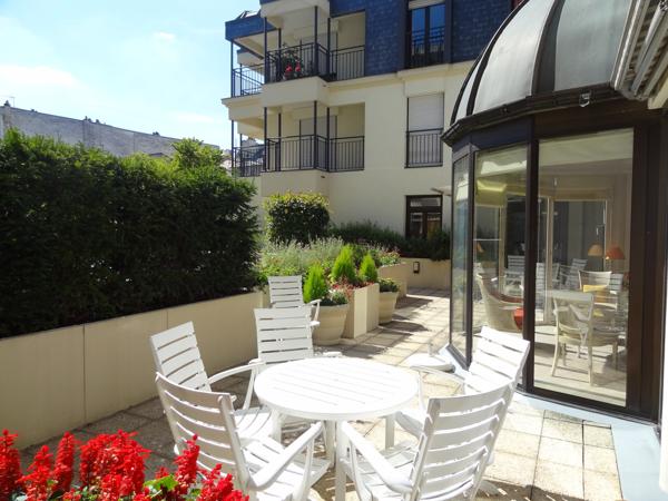 Saint-Germain-en-Laye (78100) Saint-Germain-en-Laye 78100 Appartement 2 pièces de 53.5 m2 résidence services