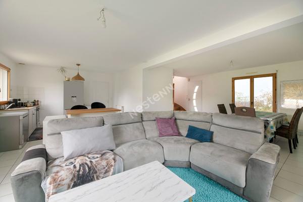 NOYAL-CHATILLON-SUR-SEICHE - Maison familiale d'environ 107 m² - 4 chambres - Quartier calme
