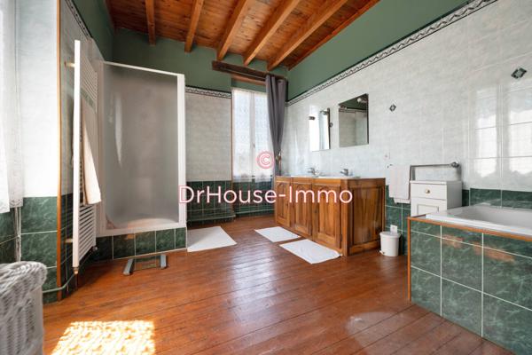Maison à vendre 4 pièces de 165 m²