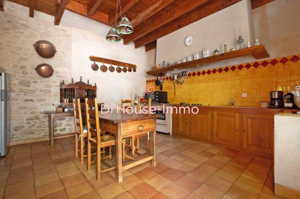 Maison à vendre 4 pièces de 165 m²