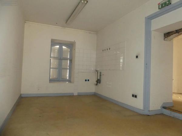 Location - Fonds et/ou murs commerciaux Redon 35600 137 m 2