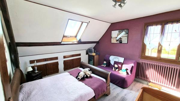 PROCHE  JOUY - MAINTENON  CHARMANTE MAISON  DE 150 m² , 7 pièces