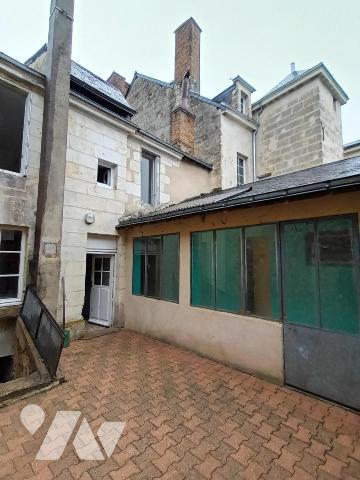 Ensemble immobilier comprenant deux logements avec jardin