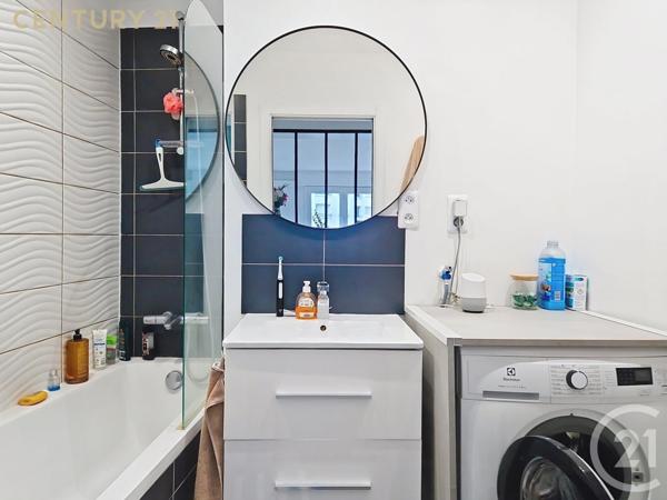 Appartement F3 à vendre  3 pièces - 65,78 m2 BOURG LA REINE - 92