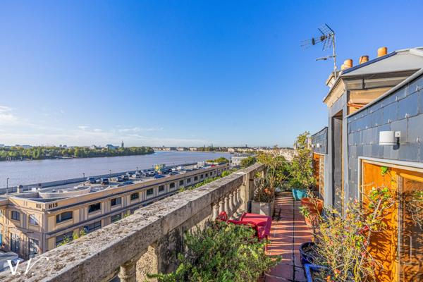 DUPLEX AVEC VUE PANORAMIQUE - CHARTRONS