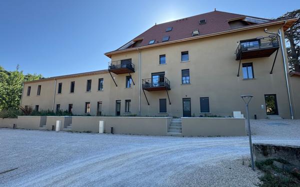 Appartement à vendre    4 pièces • 89,82 m2 Sérézin-du-Rhône