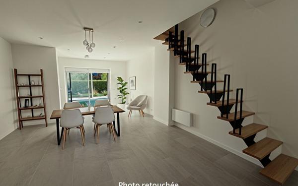 Appartement à vendre    4 pièces • 89,82 m2 Sérézin-du-Rhône