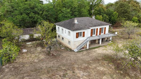 Maison Saint Pierre D Eyraud 6 pièce(s) 155 m2