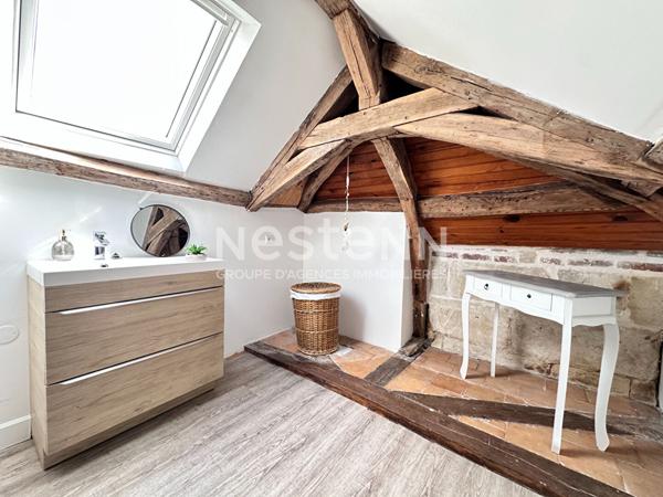 Vente ancien presbytère en pierre de Loire avec une maison d'amis à Tréhet (41800)