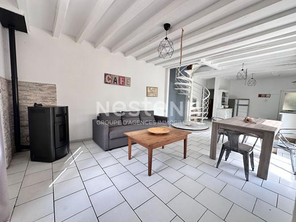 Vente ancien presbytère en pierre de Loire avec une maison d'amis à Tréhet (41800)