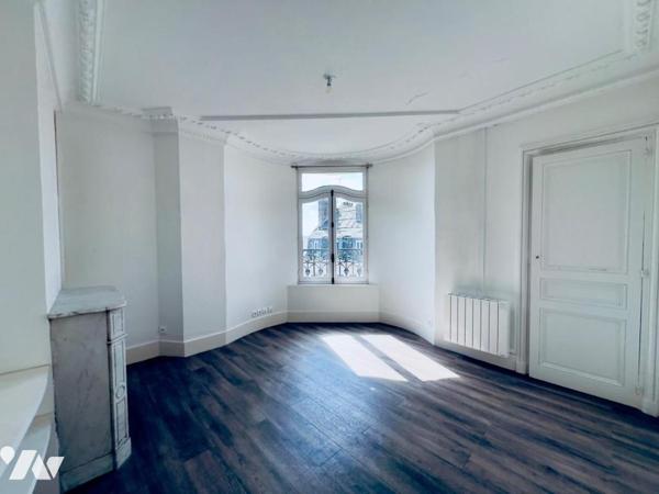 Rouen – Quartier des Carmes | Appartement F3 – Dernier étage | Vue Cathédrale