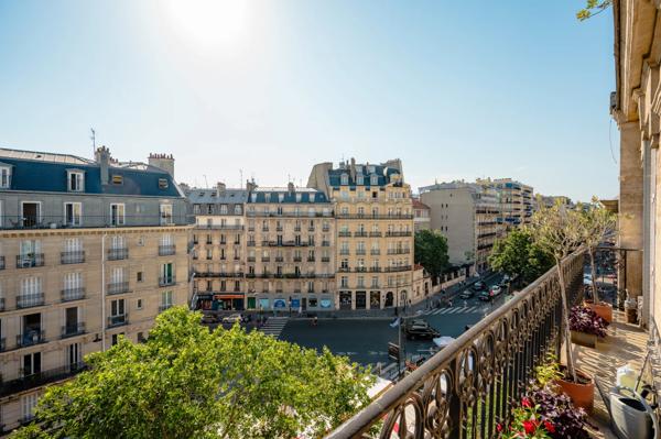 Appartement Paris 6 e - SÈVRES-BABYLONE