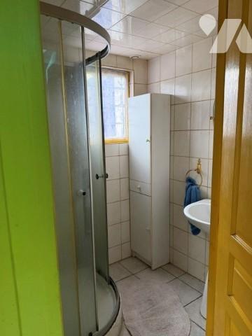 Maison sur la commune de PLESIDY idéale pour un couple sans enfant.
Pas de système d'assainissement